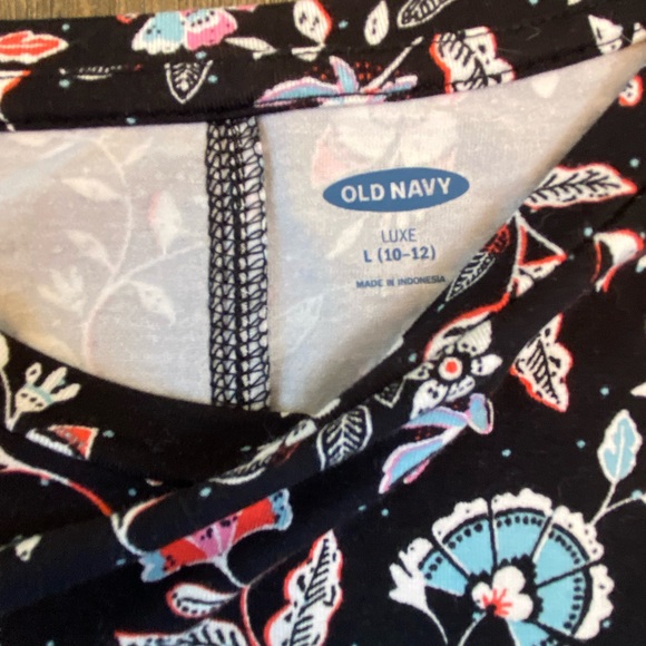 Old Navy - Picture 2 of 2